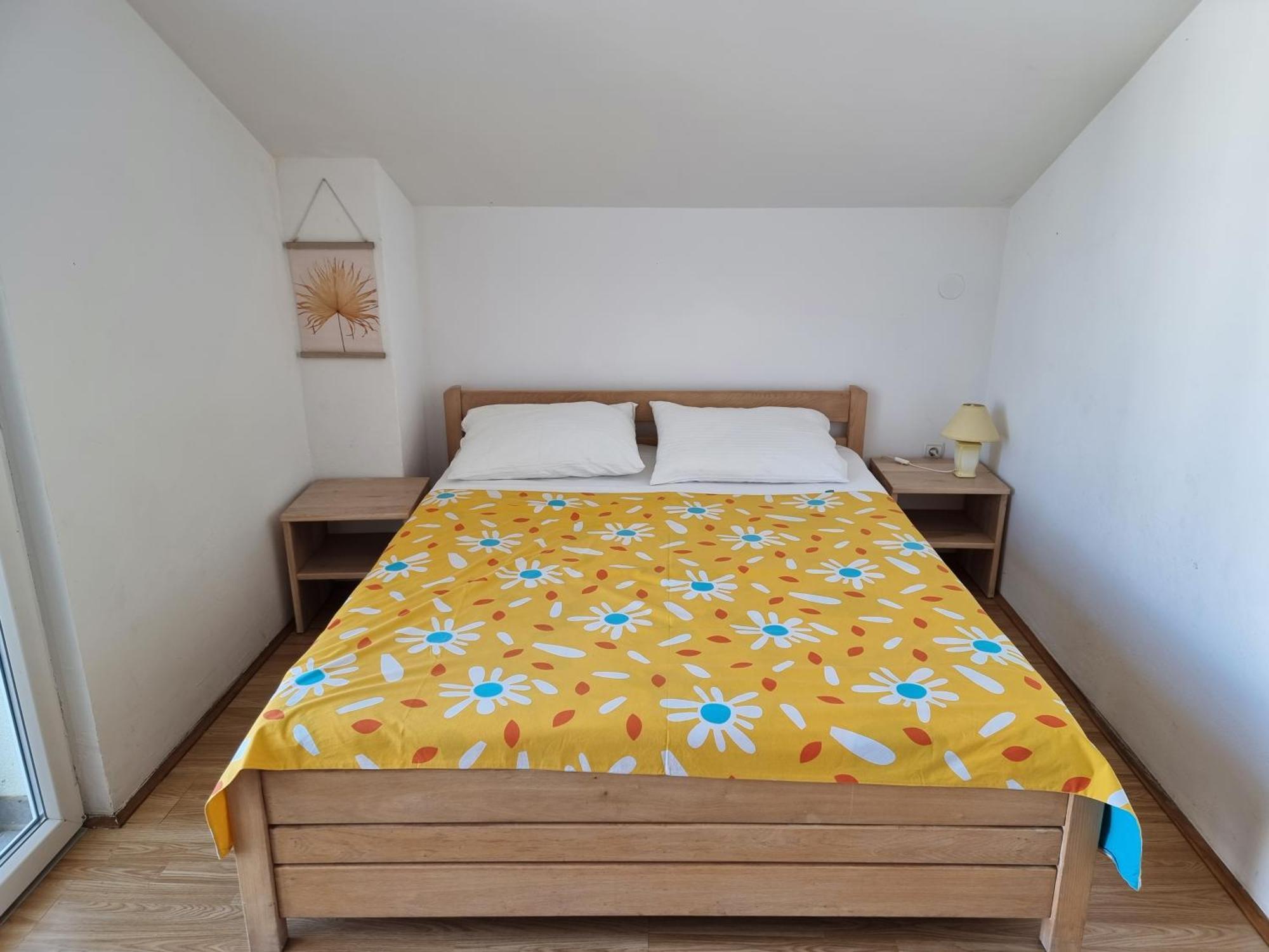 The Golden Grotto Apartments Novalja Bagian luar foto