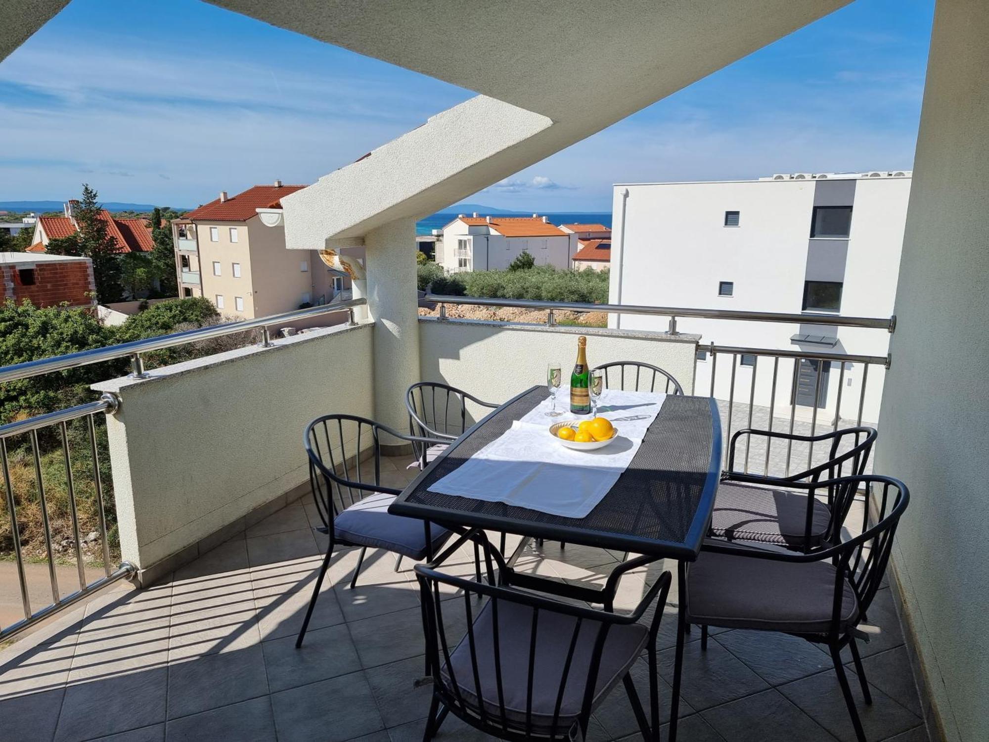 The Golden Grotto Apartments Novalja Ruang foto